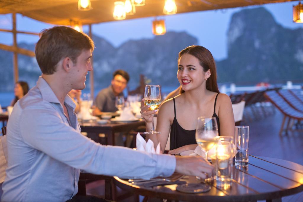 Hotel Secret Halong Cruise Ha Long Exterior foto
